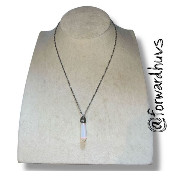Bundle Sale 3 for $15 | Iridescent Crystal Point Pendant Necklace - Picture 1 of 7
